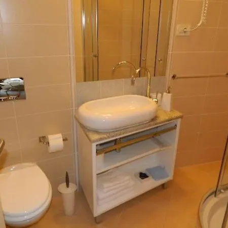 Rooms Ljubomir * Cres